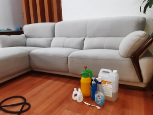 Xử lý vết bẩn trên sofa nỉ cần lưu ý điều gì?