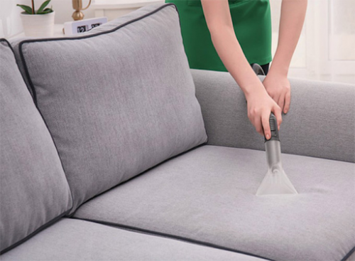 Cách giặt ghế sofa nỉ với dung dịch làm sạch chuyên dụng